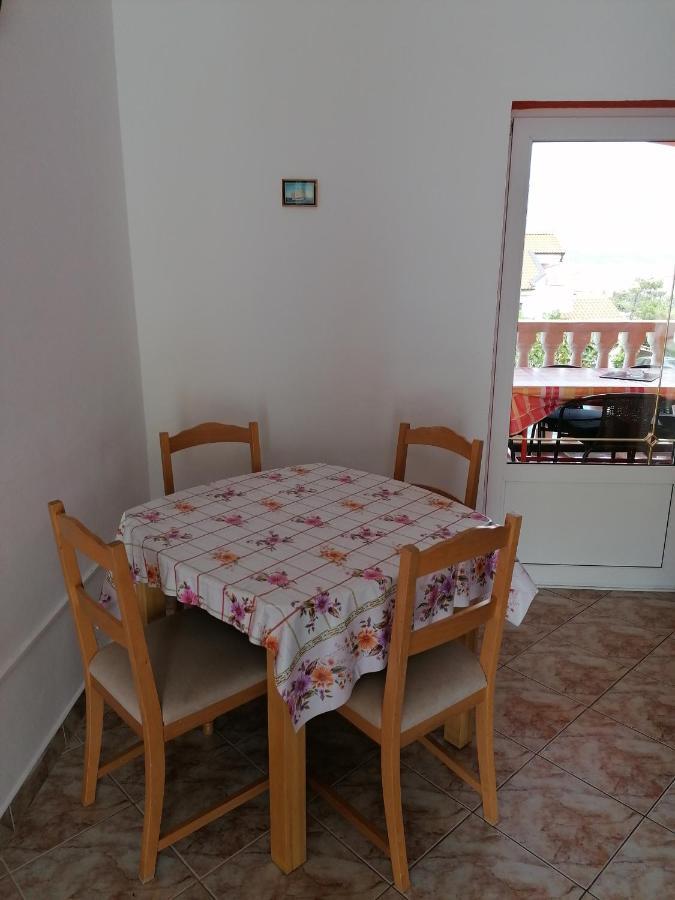 Apartments Villa Venera Ražanac Kültér fotó