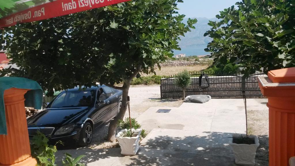 Apartments Villa Venera Ražanac Kültér fotó